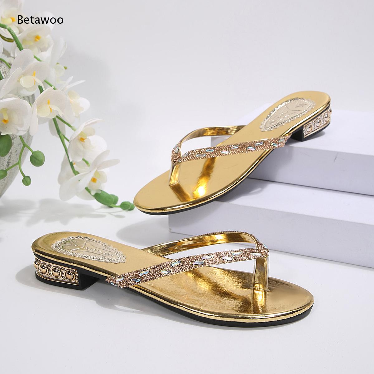 Thong Rhinestone Low Heel Slid - Gold Chain Sandal recension och pris