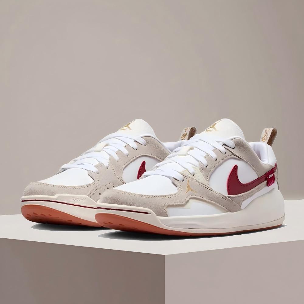 Nike Jordan CMFT ERA Women's S - Women'S Shoes Nike Jordan recension och pris